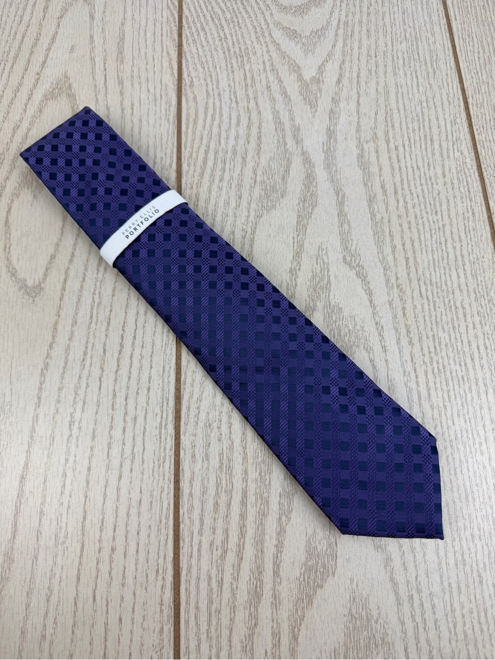 828 Perry Ellis Portfolio Men's Tie Hansen Check Solid Purple $55 Polyester